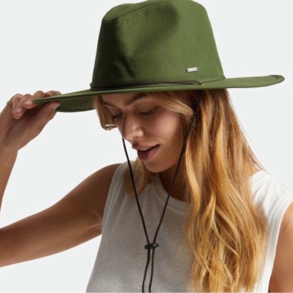 Brixton Accessories - NWOT Brixton Field X DWR Recycled Aussie Hat Green